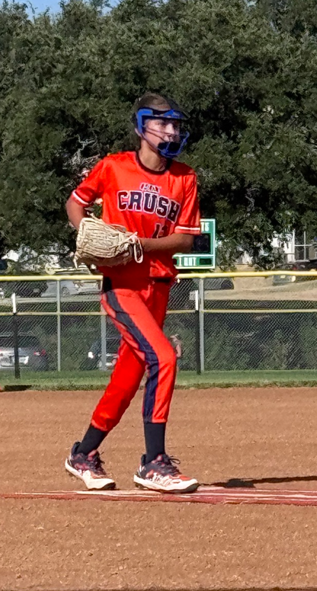 Chacelyn pitching for GTX Crush